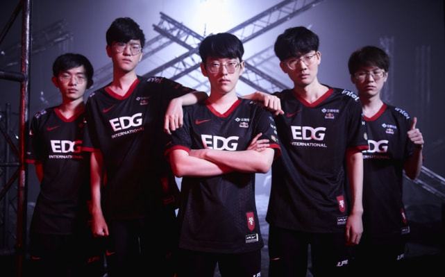 努鲁莎莎凭 努鲁莎莎凭