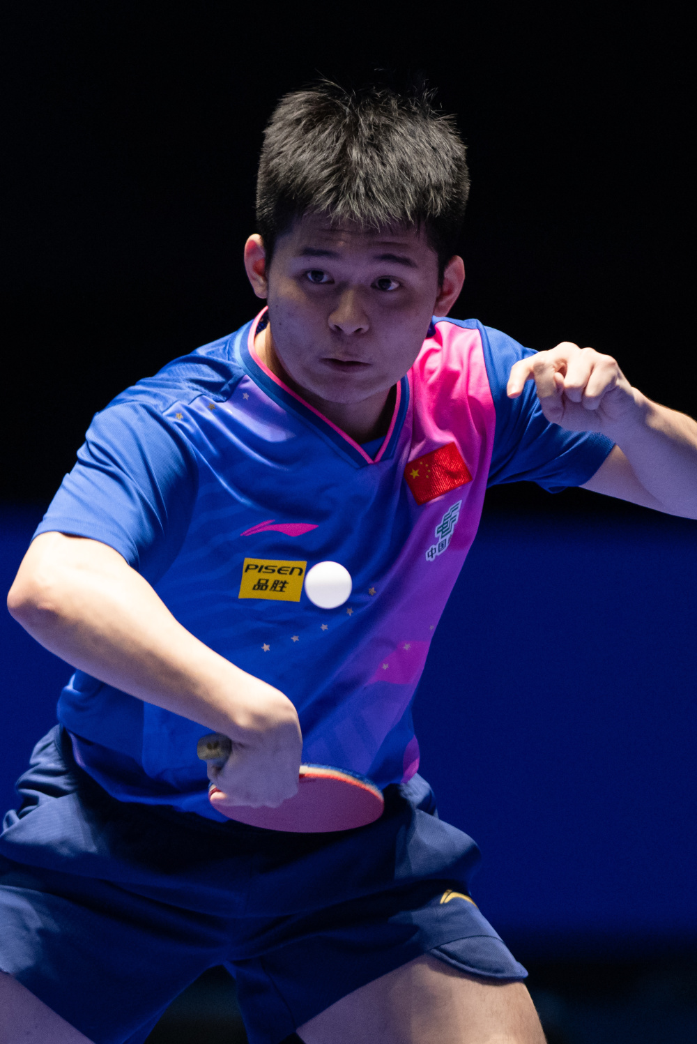 在年度半决 在年度半决