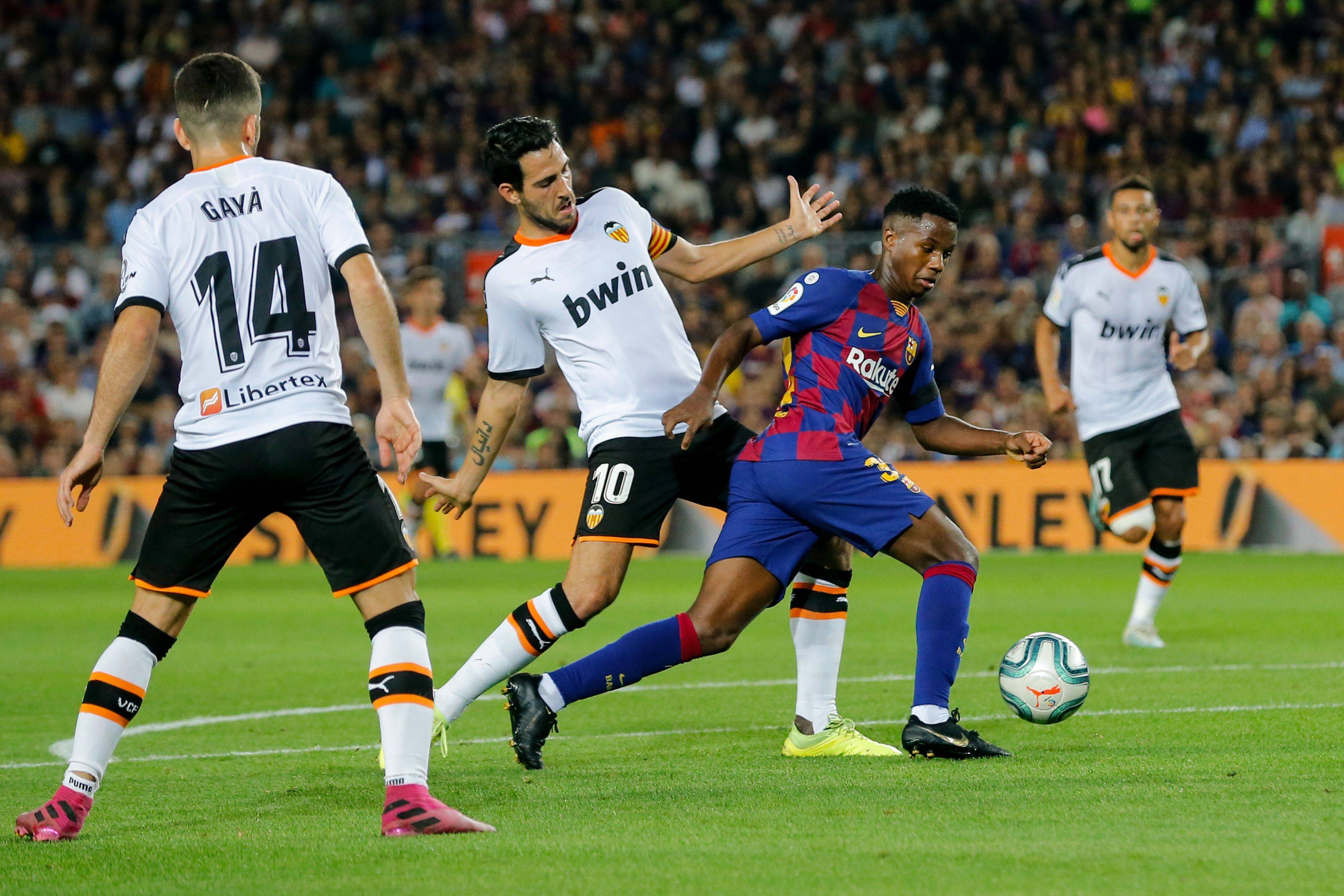 使得他在本 使得他在本